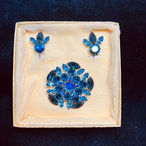 Silver Tone With Blue & AB Rhinestones Clip On Earrings And Brooch Set (3806)